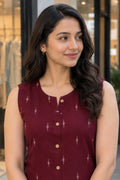 maroon top
